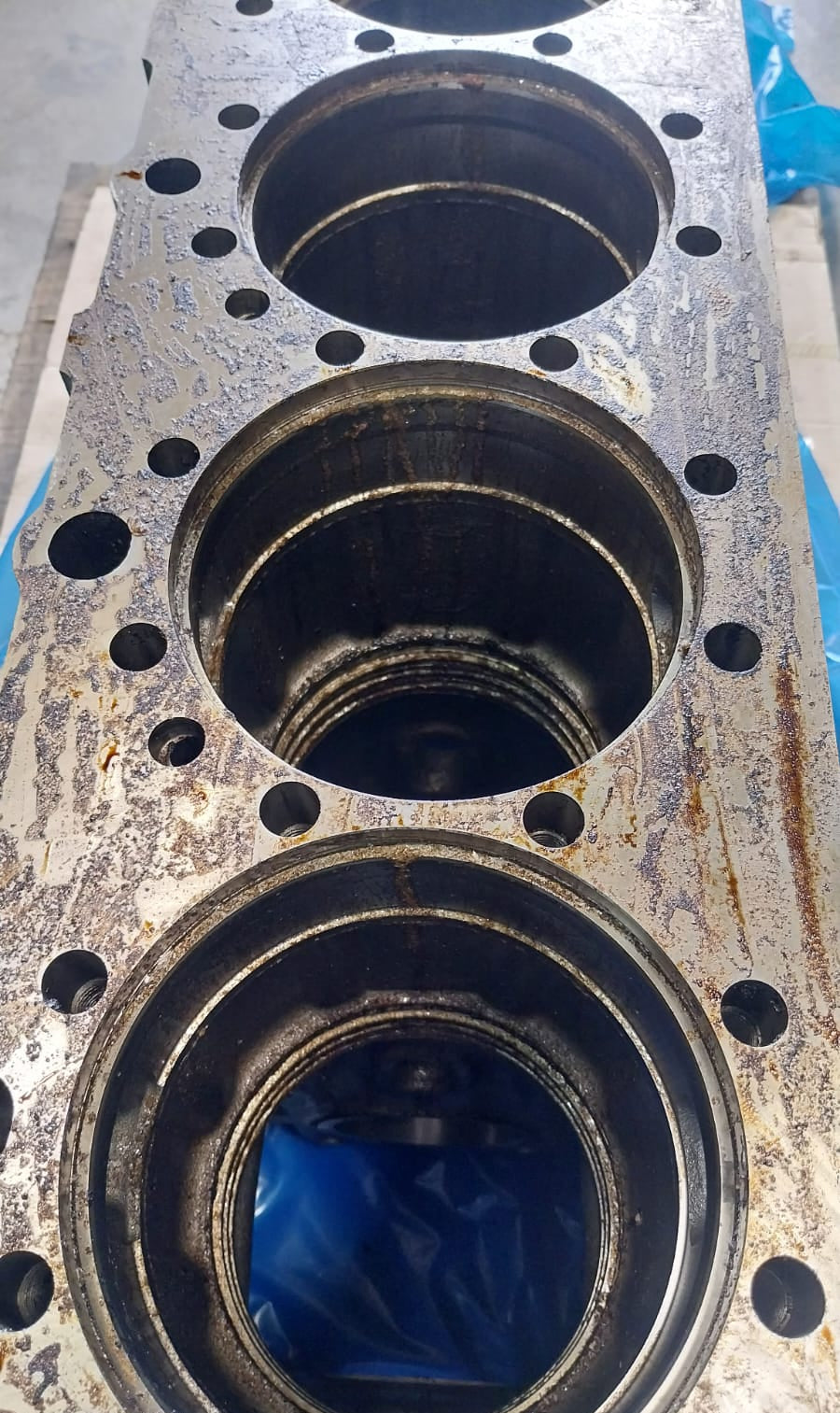 Bloco de Motor Genuíno Volvo D13 23830349
