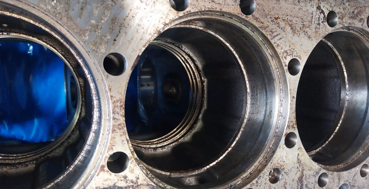 Bloco de Motor Genuíno Volvo D13 23830349